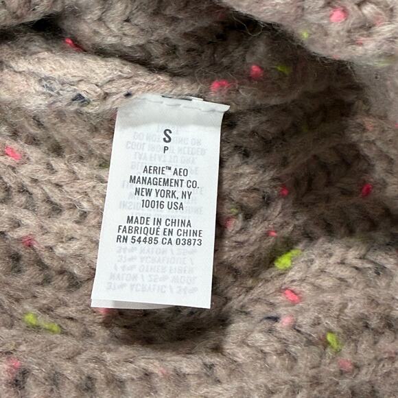 NWT Aerie Hooded Sweater Knit Pullover Womens S Beige Cozy Core Low Effort Cute - Picture 8 of 8